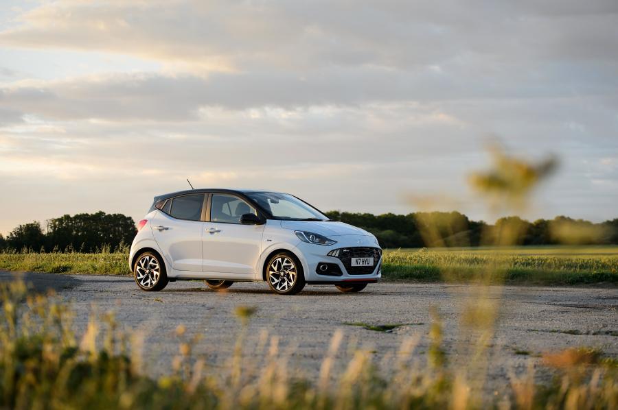  Hyundai i10 N Line 2020 года  (UK) (фото 37 из 64)